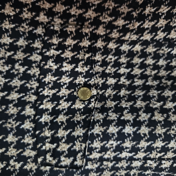 MICHAEL Michael Kors Black and Tan Houndstooth Zip Blouse - Picture 5 of 11